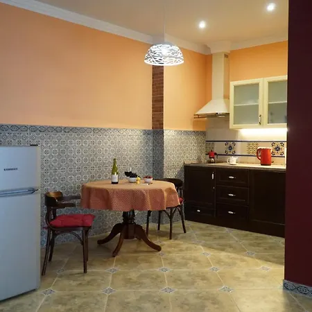 Design Leo - Welcome To Arcadia Apartment *
